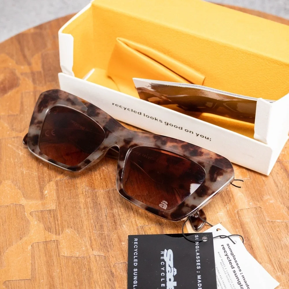 Szade Square Sunglasses Unisex Size 52MM   SZD213FLR - COQUIHB Florey‎